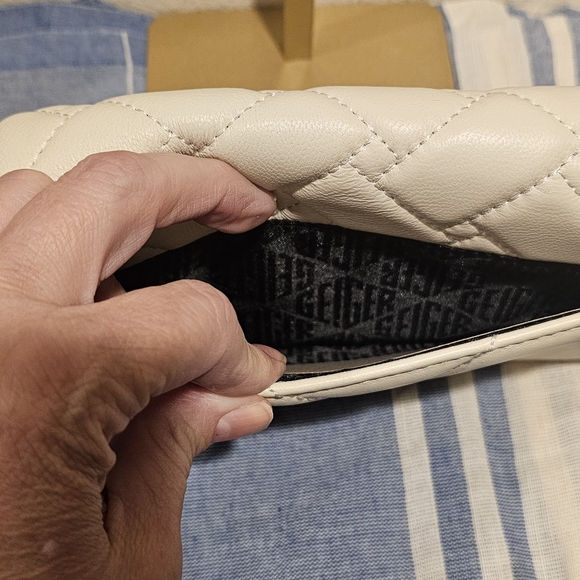 Kurt Geiger London Kensington - Picture 3 of 6